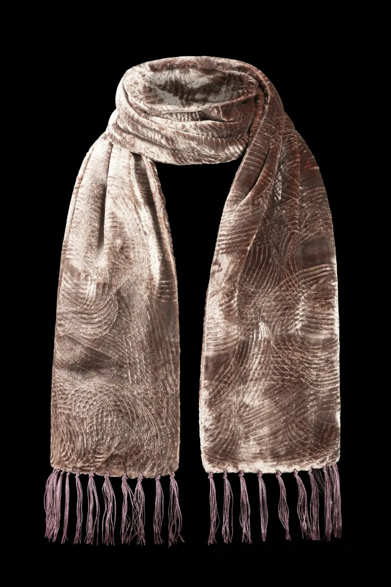 Fortuny furrowed velvet scarf with fringes